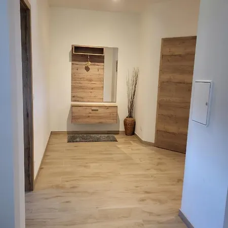 招待所 Monteurzimmer Ferienwohnung Unterneukirchen