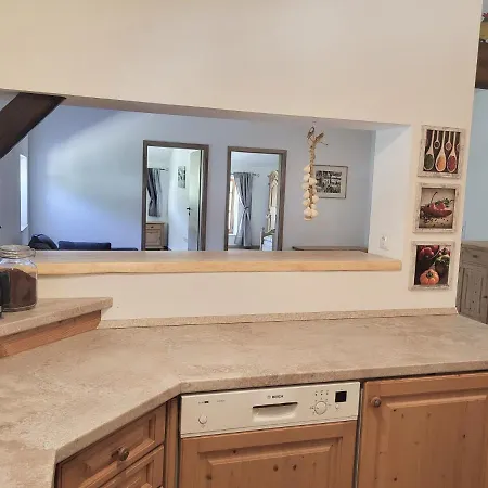 Monteurzimmer Ferienwohnung * Unterneukirchen